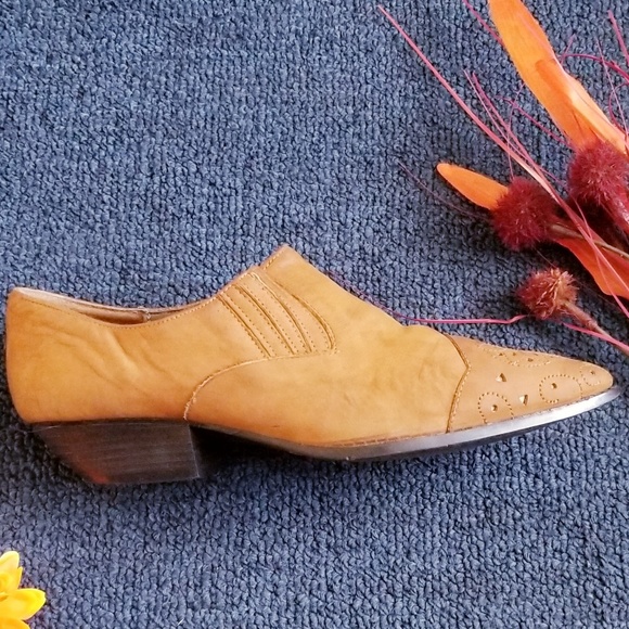 2×$20 Pimento Camel Suede Ankle Booties Pointy 6 - Picture 4 of 8